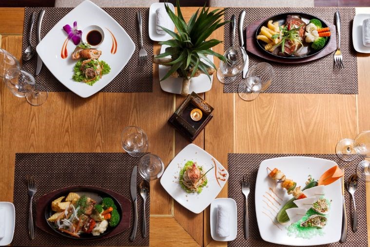 Du Thuyền Pelican Classic Hạ Long 